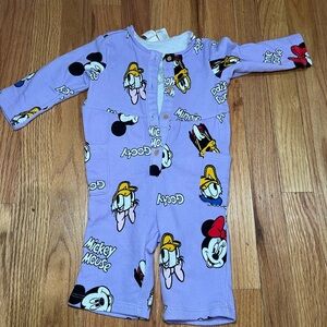 H&M Baby Girl Light Purple Disney Minnie Mouse Patterned onesie Sz 6M